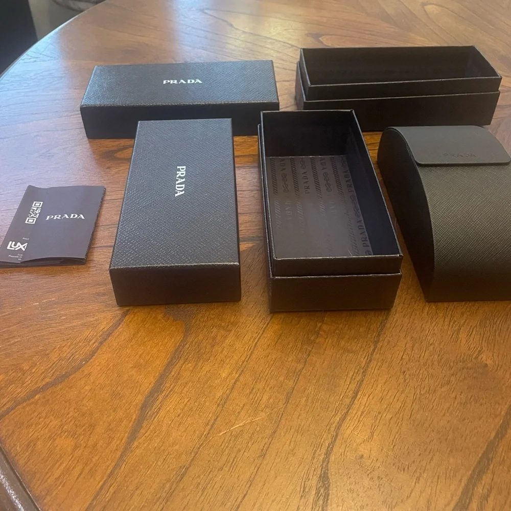 Prada sunglasses boxes (2), one sunglass case. - Picture 3 of 3